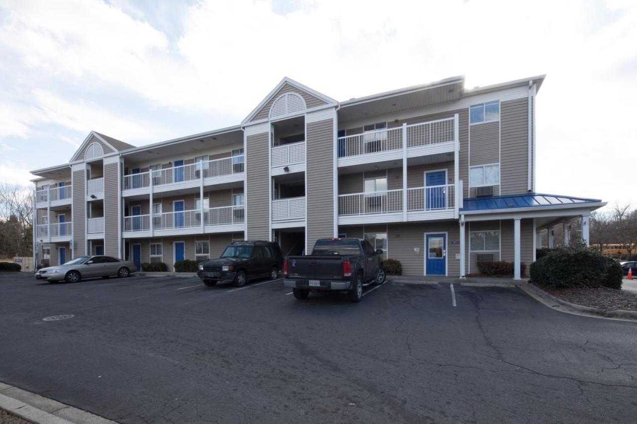 Intown Suites Extended Stay Charlotte Nc - Airport Екстер'єр фото